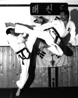 Freikampf im traditionellen Taekwon-Do